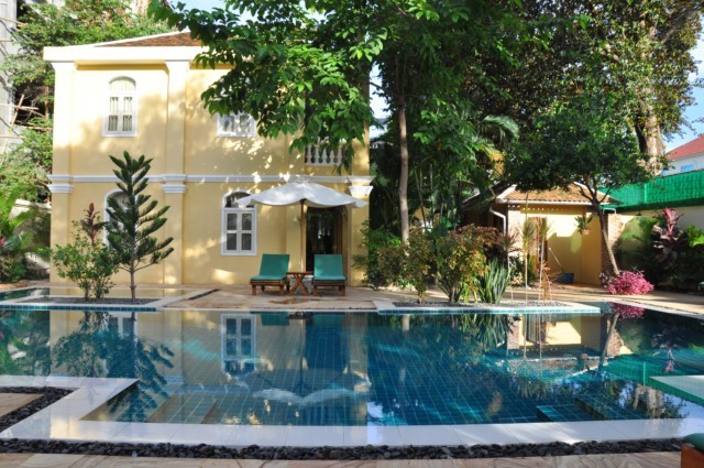 LA VILLA BATTAMBANG 